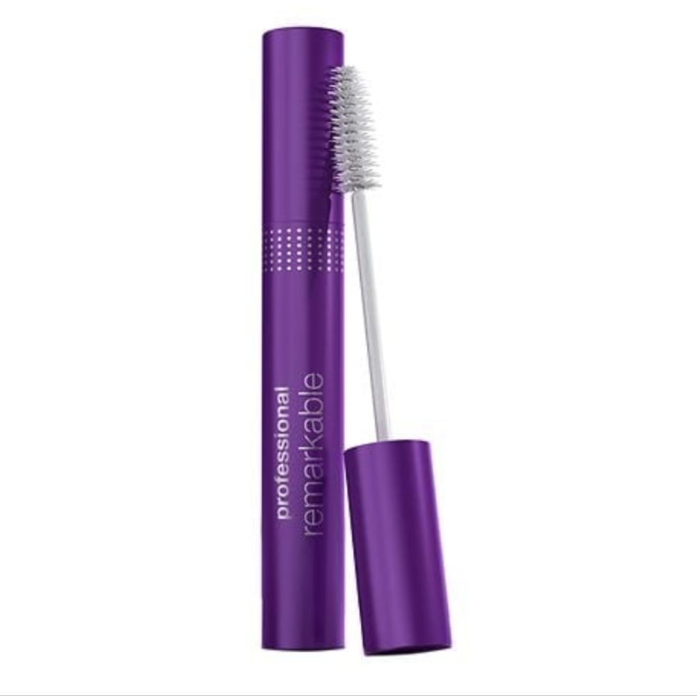 $3 If Bundled - COVERGIRL Professional Remarkable Washable Mascara - Picture 2 of 5